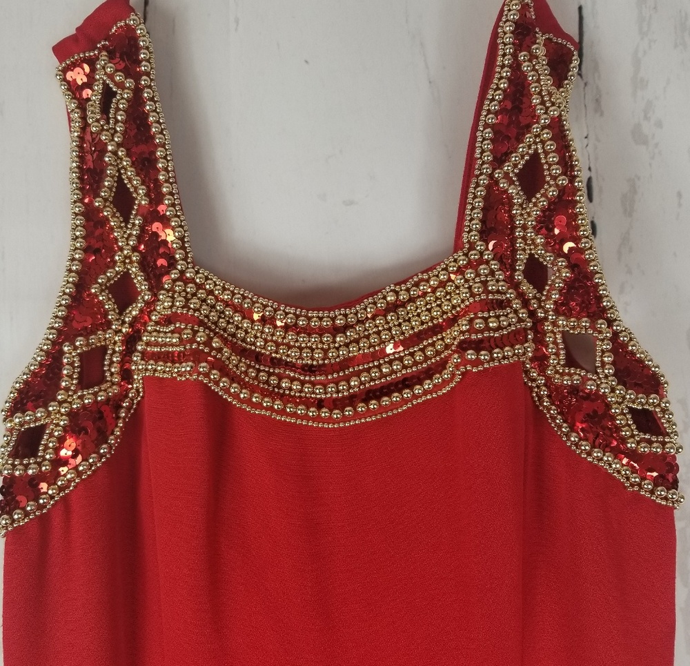 EVER BEAUTY size 6 dress.